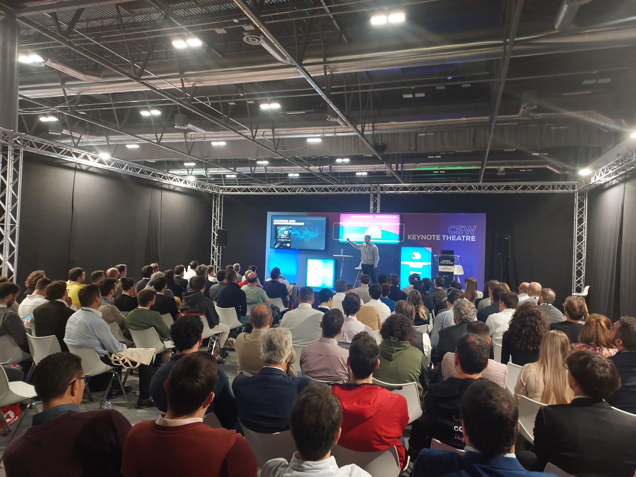 In2AI explora nuevas oportunidades de negocio en el Madrid Tech 2024, conectando con líderes del sector